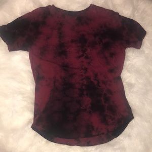 PacSun tie dye scallop tee size XL
